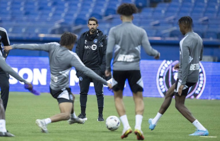 CF Montreal coach Hernan Losada does not give in to panic