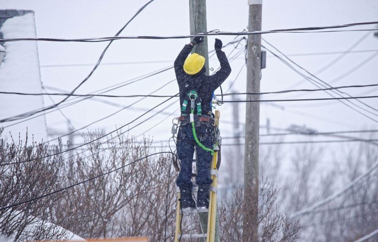 CRTC Reduces Certain Wholesale Internet Rates