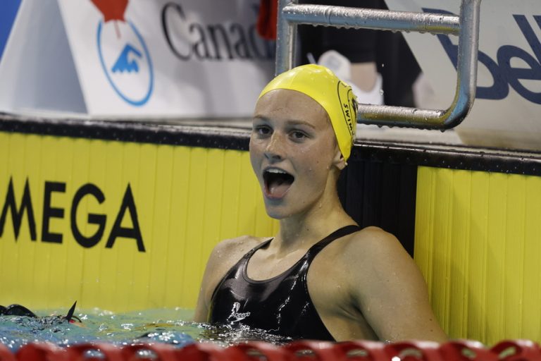 Canadian Swimming Trials |  A world record at 16 for Summer McIntosh