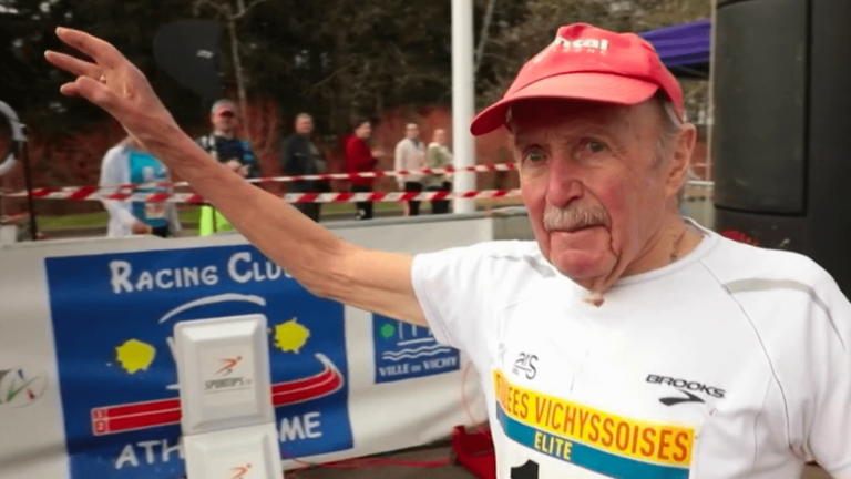 Charlie, 93, is about to run the Paris Marathon