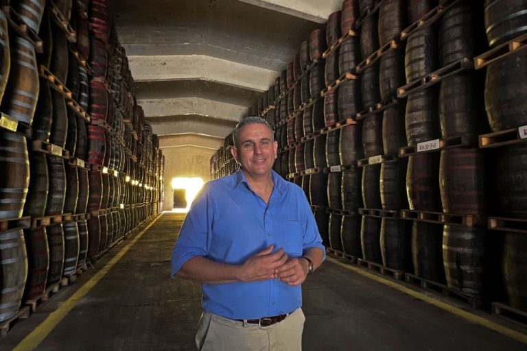 Cuba |  The masters of rum preserve a century-old know-how