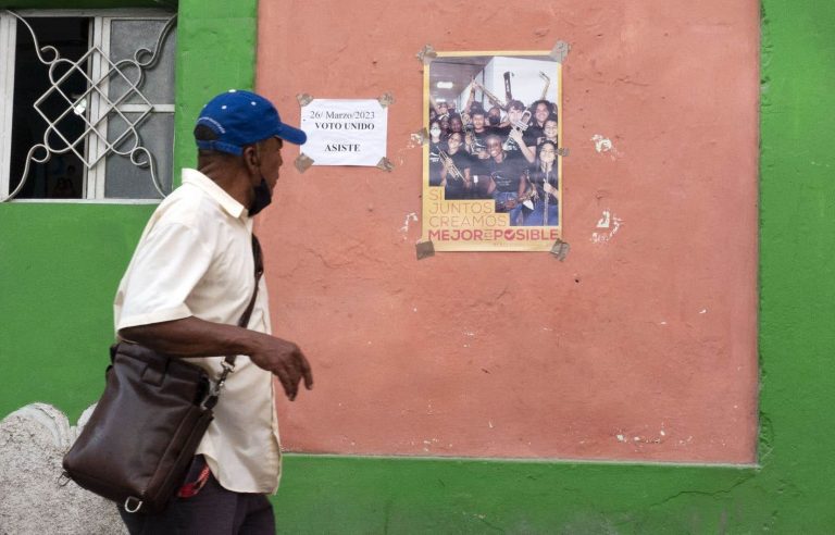 Cubans at the polls to renew their National Assembly