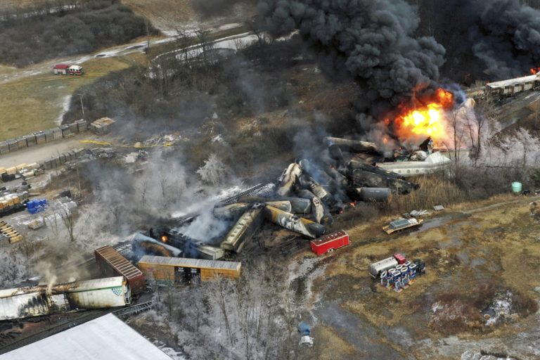 Derailment in Ohio |  Justice Department files lawsuit against railroad