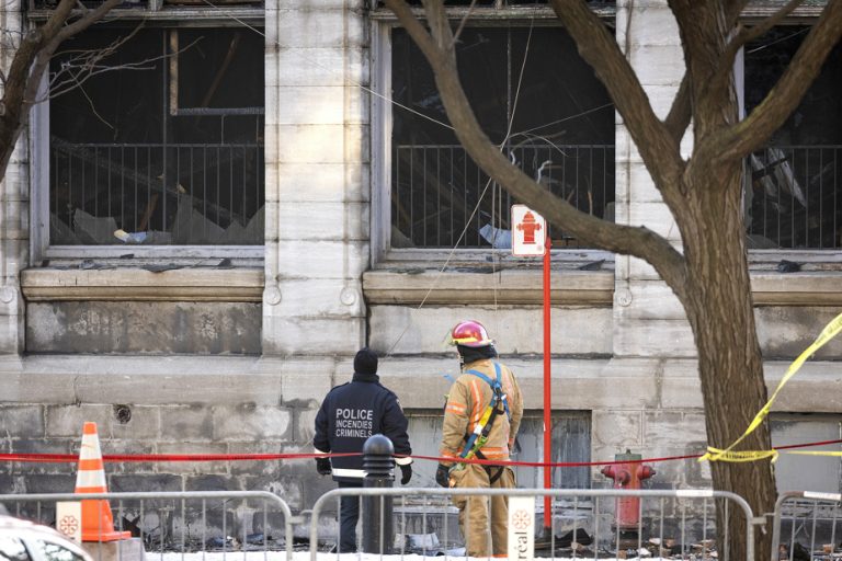 Fire in Old Montreal |  “A difficult and complex scene”