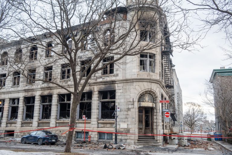 Fire in Old Montreal |  A first victim identified, two other bodies extricated from the rubble