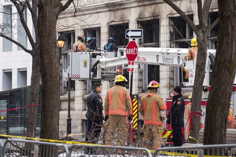 Fire in Old Montreal |  Demolition is about to begin