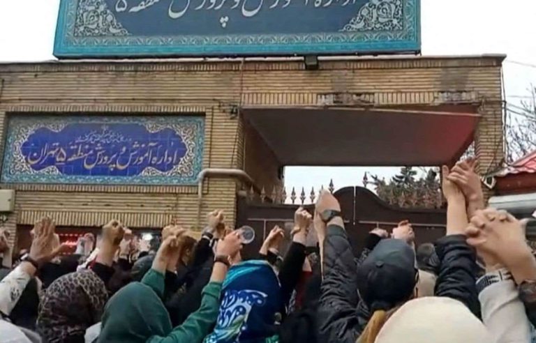 First arrests in Iran in the case of intoxicated schoolgirls