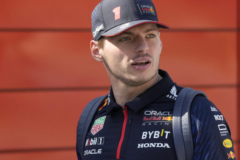 Formula 1 |  Verstappen puts crown back on the line, rivals seek signs in Bahrain