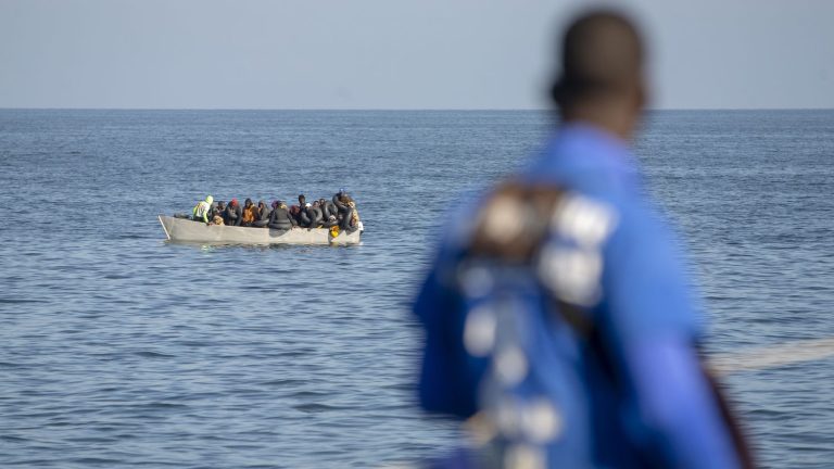 Fourteen migrants drowned off Tunisia