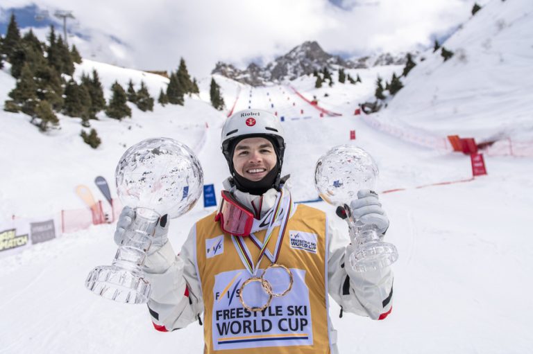 Freestyle Skiing |  Mikaël Kingsbury wins two more crystal globes