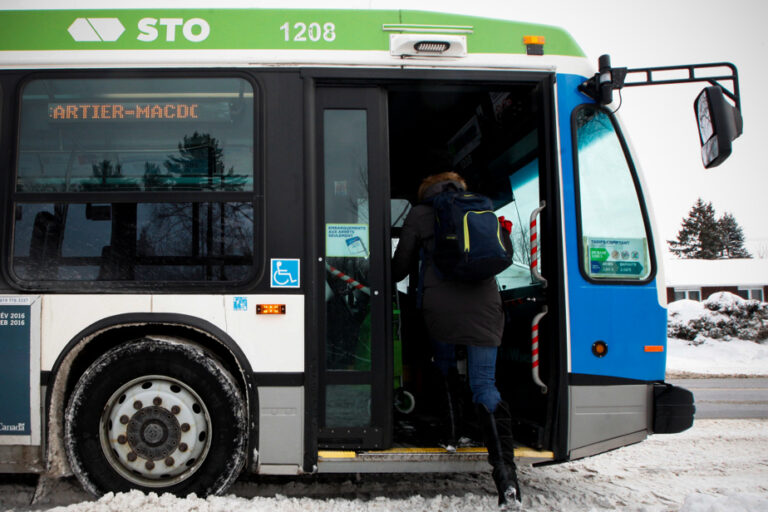 Gatineau |  Shots fired at a bus