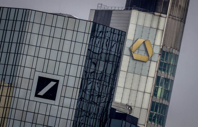 German giant Deutsche Bank plunges into the stock market