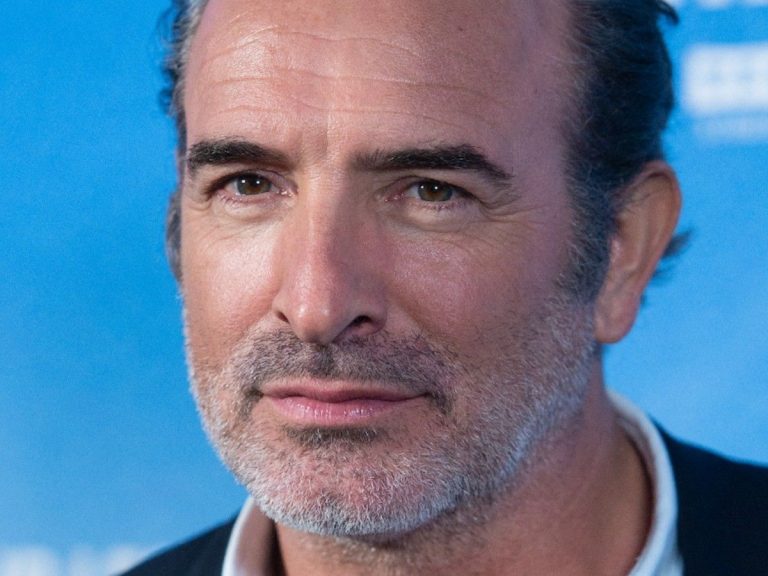 “I no longer know how to say that I love France without getting angry”, Jean Dujardin answers in “C to you” about his last controversial interview!