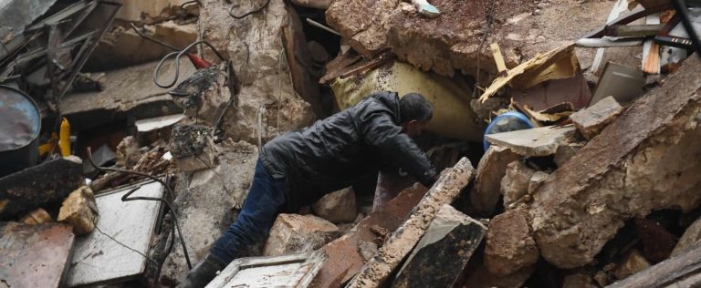 Iraq: 3 dead including 2 children in the collapse of a house after heavy rains