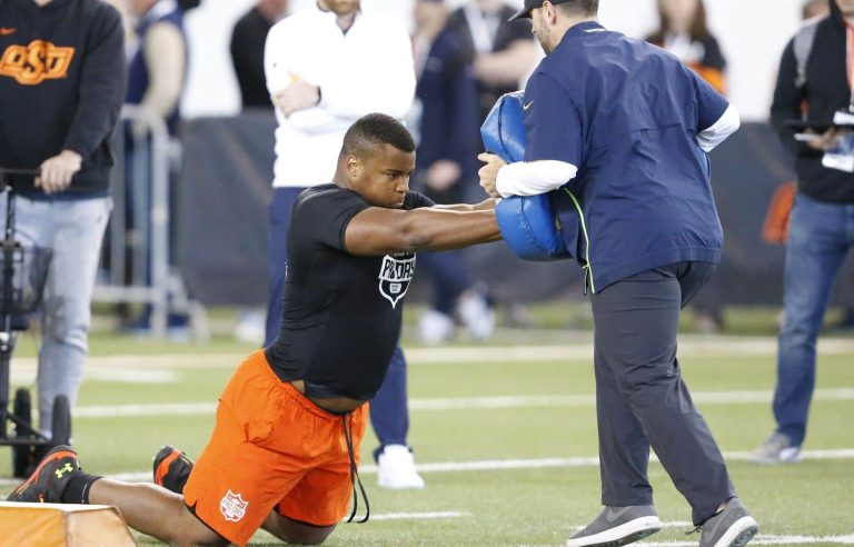 Israel Antwine signs with the Alouettes