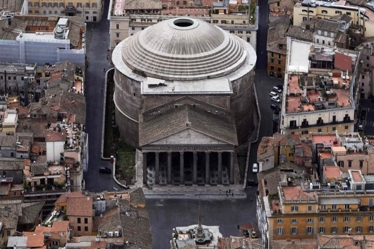 Italy |  Admission soon to be paid for at the Pantheon, a symbol of Rome