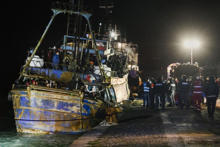 Mediterranean Sea |  Over 1,300 migrants rescued by Italian Coast Guard