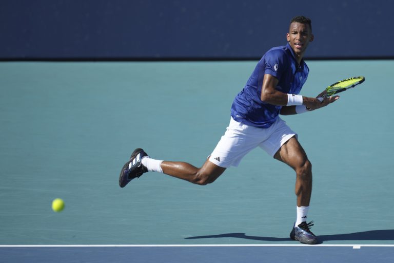 Miami Open |  Félix Auger-Aliassime advances to third round