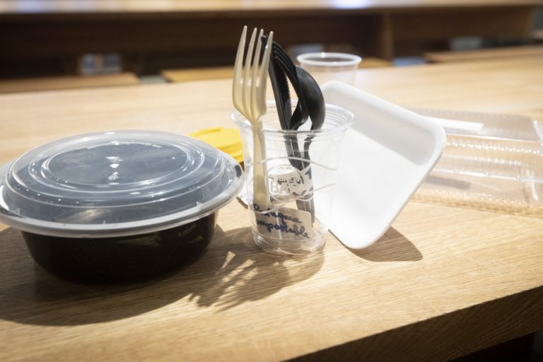 Montreal bans certain single-use products