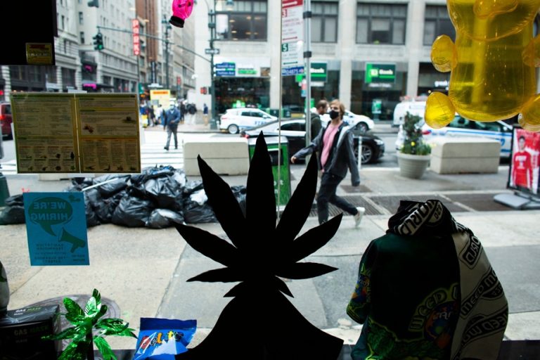 New York, Wild Wild West cannabis market