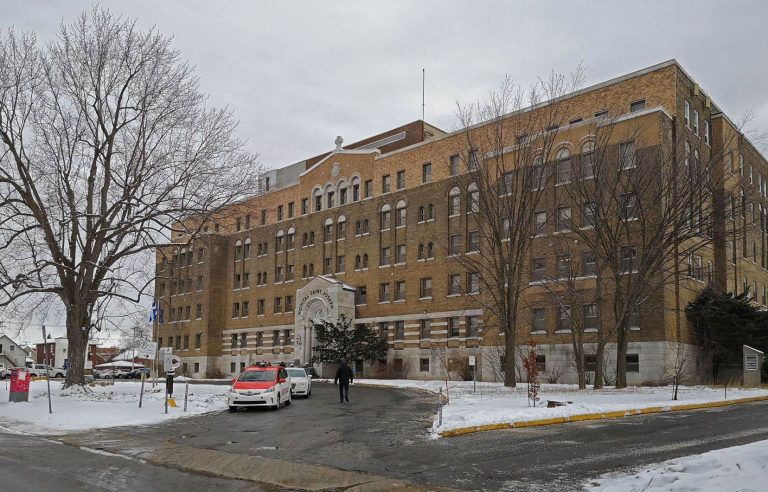 New mobilization to save the Lachine Hospital emergency room