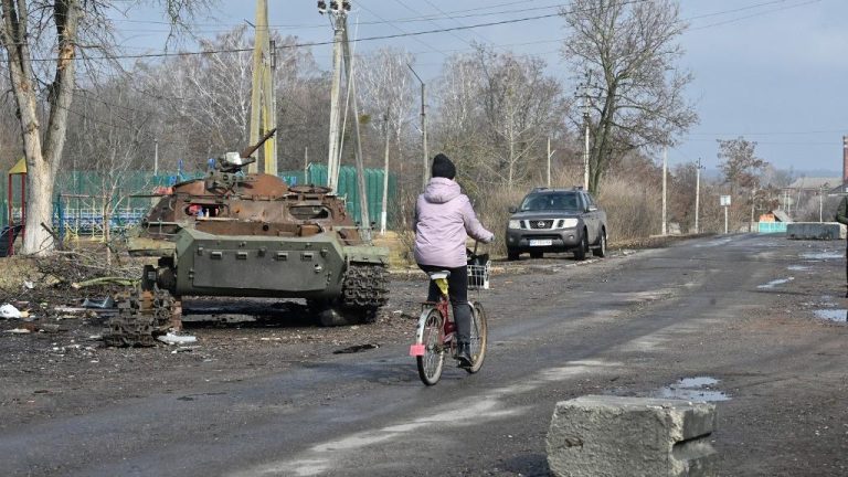 “Our state and our people will not be chained,” says Zelensky after Russian strikes