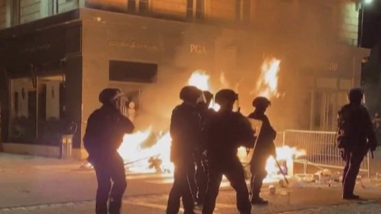 Pension reform: demonstrations all over France marked by clashes after the final adoption of the text