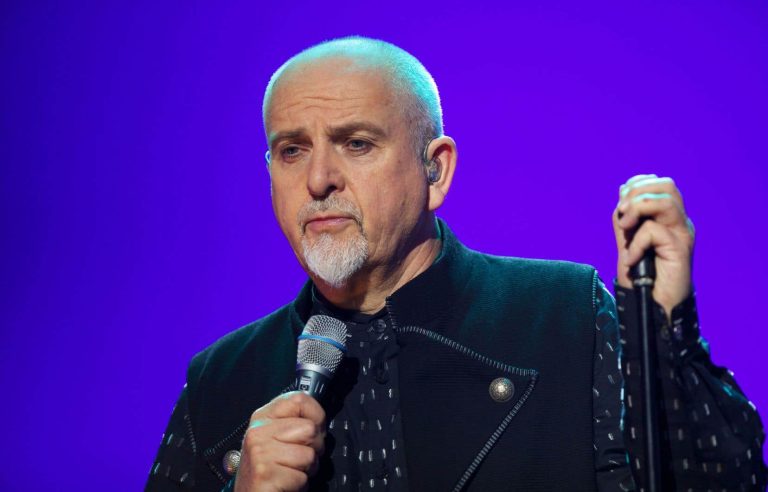 Peter Gabriel performing in Quebec and Montreal next September