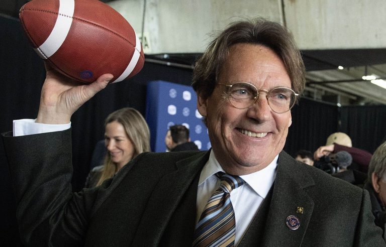 Pierre Karl Péladeau buys the Montreal Alouettes