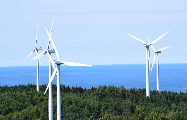 Quebec will launch a call for tenders for 1,500 megawatts of wind power