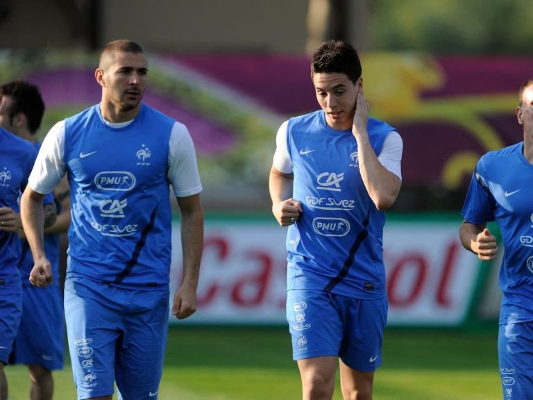 Samir Nasri takes the defense of Karim Benzema and loose on Didier Deschamps