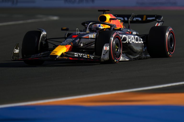 Saudi Arabian GP |  Verstappen fastest in first free practice