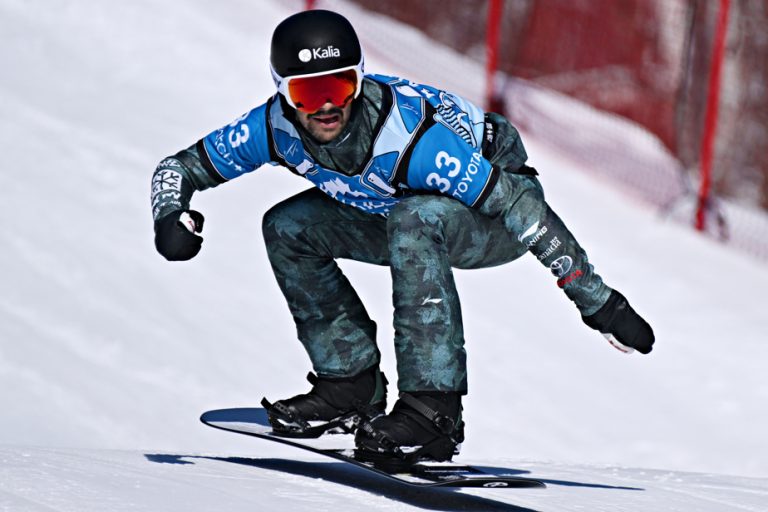 Snowboardcross World Cup |  Eliot Grondin triumphs at Mont-Ste-Anne