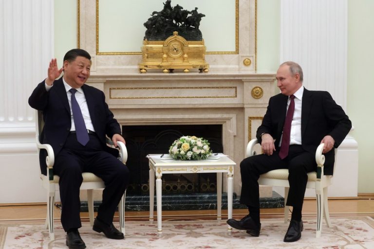 Start of the summit between Vladimir Putin and Xi Jinping in the Kremlin