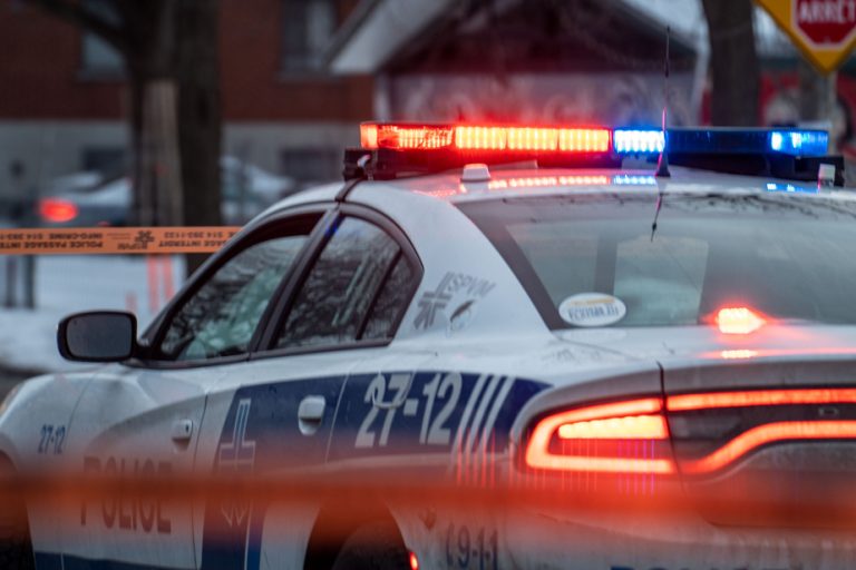 Three events Saturday and Sunday |  The SPVM seizes more than twenty prohibited edged weapons