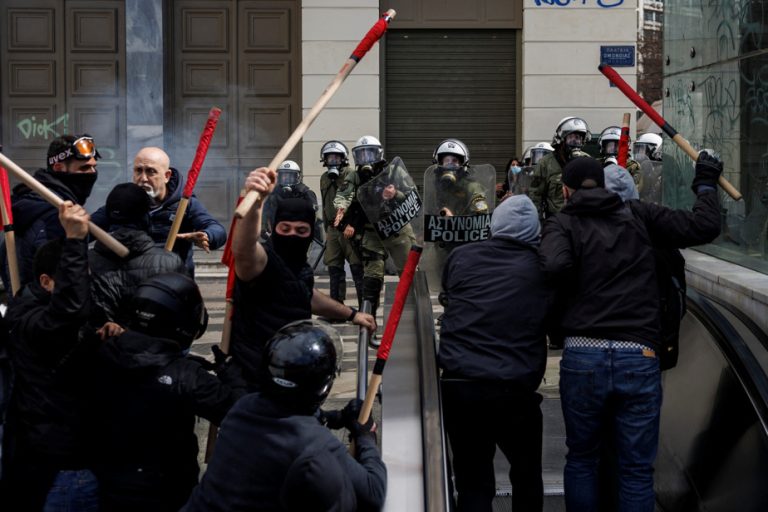 Train collision in Greece |  Violent clashes between police and protesters in Athens