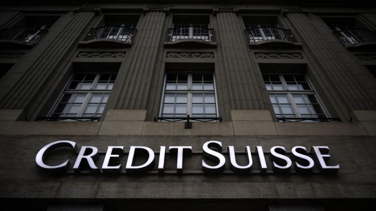 UBS buys Credit Suisse to “restore confidence”