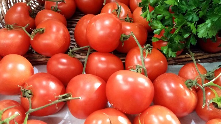 UK hit by tomato shortage, Spain refuses to take the blame