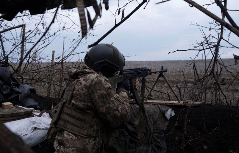 Ukraine wants to “buy time” in Bakhmout against the Russian advance