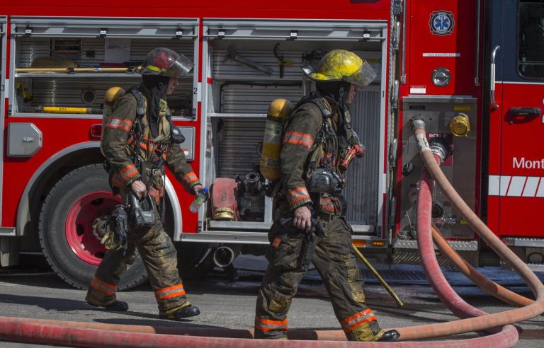 Violent fire in Old Montreal