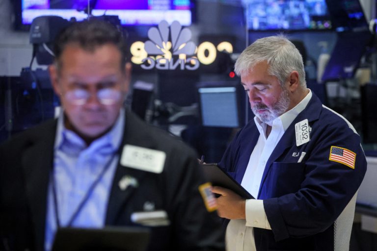 Wall Street without direction ahead of Fed Chairman intervention