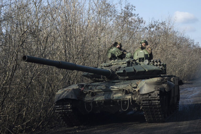 War in Ukraine, day 374 |  Russian Defense Minister inspects the front, battle in Bakhmut