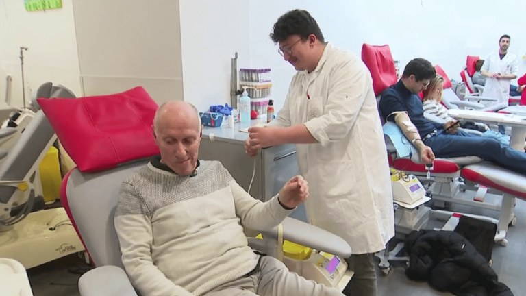 at 70, he gave blood for the 693rd time