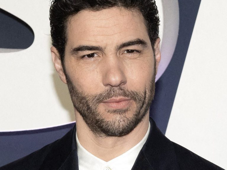 at Laurent Ruquier, Tahar Rahim supported by comedian Az!