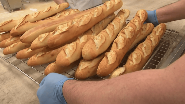 at the Douai remand center, inmates are trained in the profession of baker