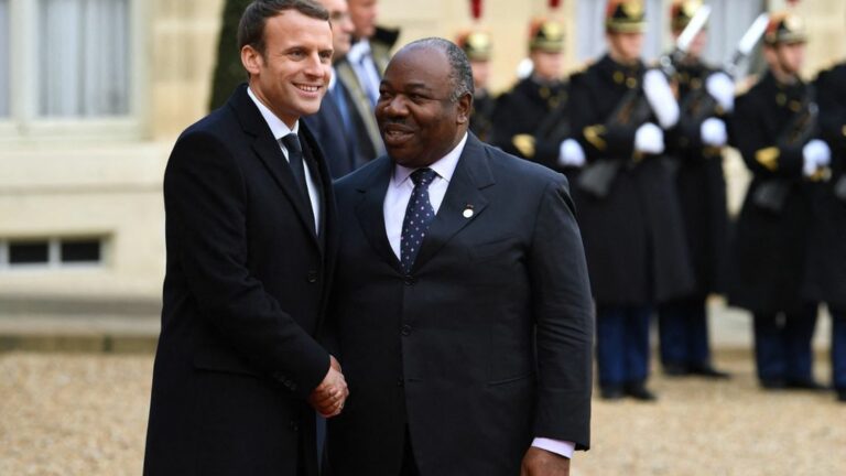 in Gabon, opponents criticize the visit of Emmanuel Macron