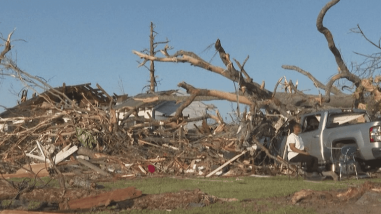 in Mississippi, residents stunned by tornado damage