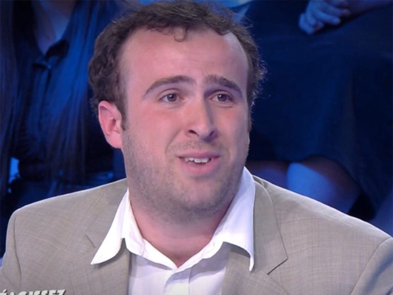 lynched after his meeting with PPDA, pianist William Theviot explodes and bursts into tears in TPMP