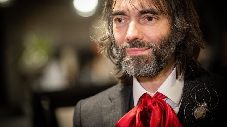 merging IRSN and ASN, “it’s really trying to hit the wall”, believes Cédric Villani