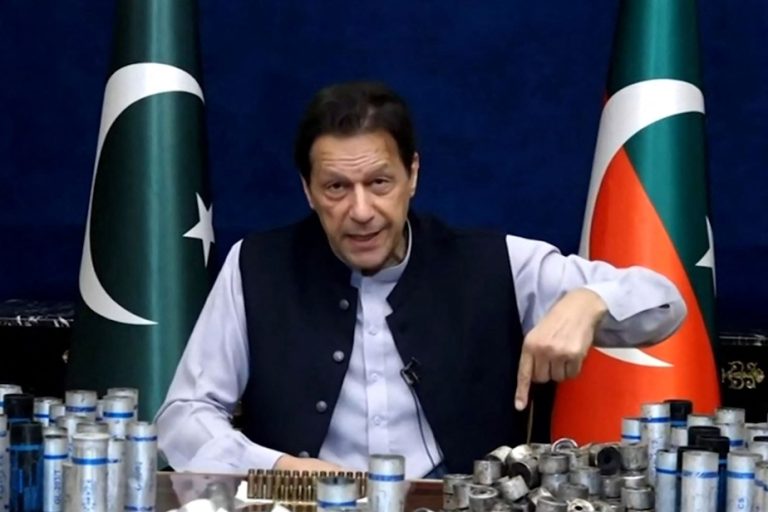 pakistan |  Police fail to arrest ex-PM Imran Khan after clashes